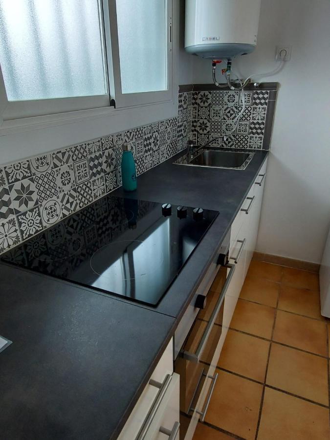Апартаменты Apartamento Muy Tranquilo Con Piscina Тосса-де-Мар Экстерьер фото