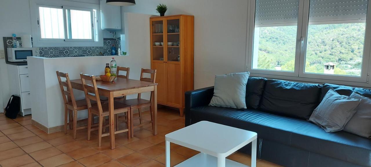 Апартаменты Apartamento Muy Tranquilo Con Piscina Тосса-де-Мар Экстерьер фото