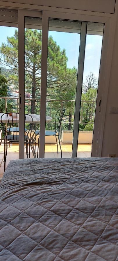 Апартаменты Apartamento Muy Tranquilo Con Piscina Тосса-де-Мар Экстерьер фото